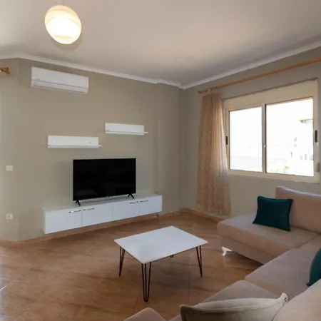 Lägenhet Two-bedroom Sea View *