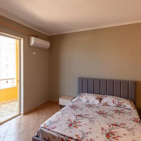 Two-bedroom Sea View Lägenhet Durrës