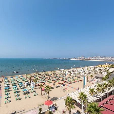 Two-bedroom Sea View Lägenhet Durrës