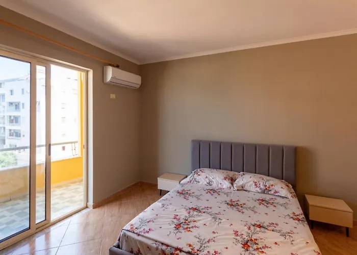 Two-bedroom Sea View 公寓 Durrës